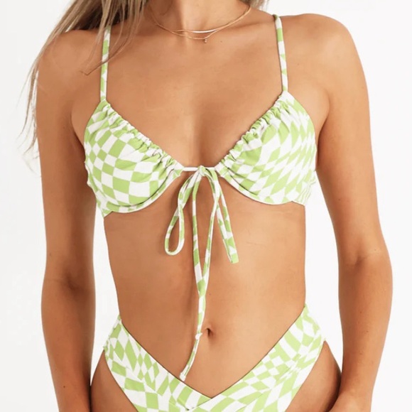 Aurelle NWT Riza Sunrize top. - Picture 6 of 8